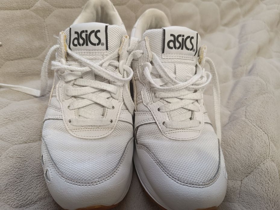 Жіночі кросівки ASICS 24,5 см білі оригінал