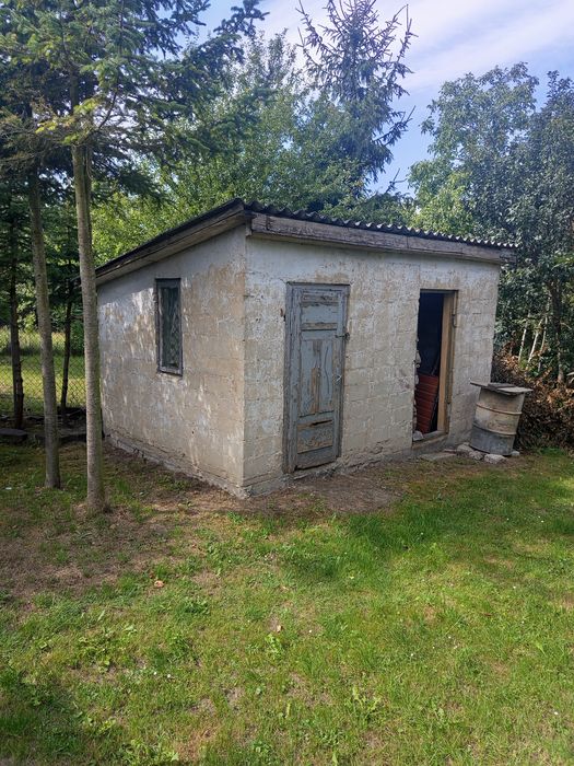 Dom z działką na sprzedaż