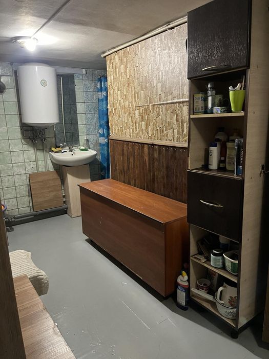 Продам будинок в с. Лубське Фастівського району Київської обл. 58 км. від Києва  10 км. до Бишева.