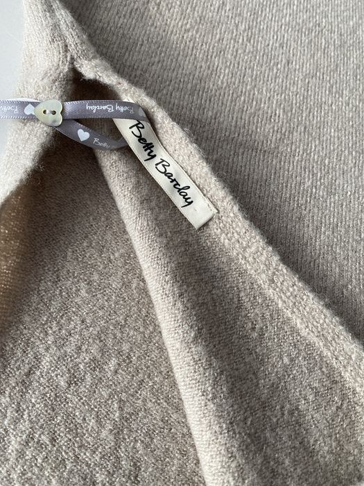 OKAZJA- Ponczo / Betty Barclay