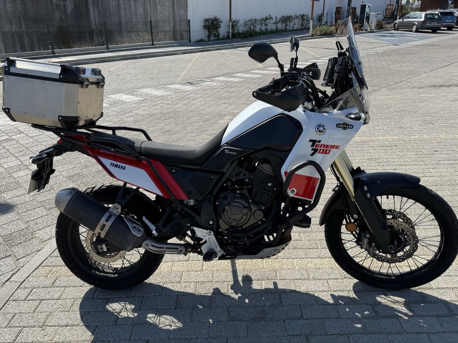 Tenere 700 rebaixada (ver descrição)