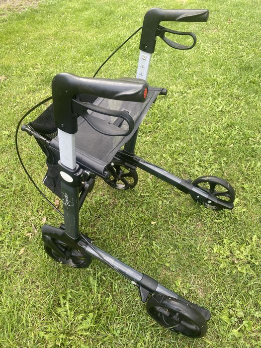 Lekki chodzić Rollator dla osoby starszej
