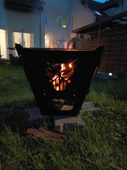 Grill / Palenisko do ogniska Cyberpunk