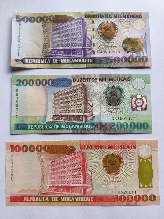 Notas Meticais Moçambique