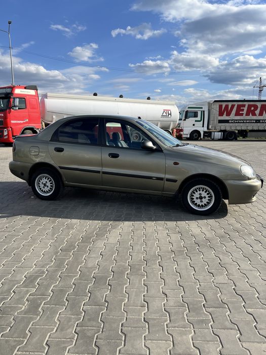 Daewoo Lanos 1.5  максимальна комплектація