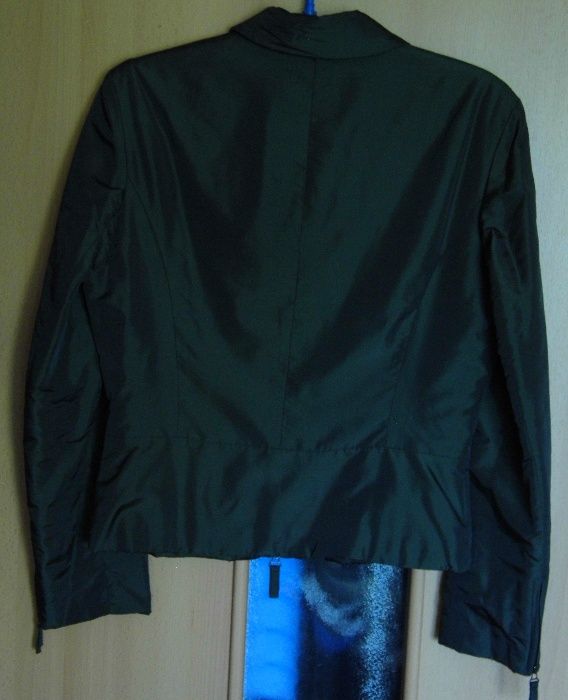 Cienka,damska,oliwkowa kurtka, rozmiar 38