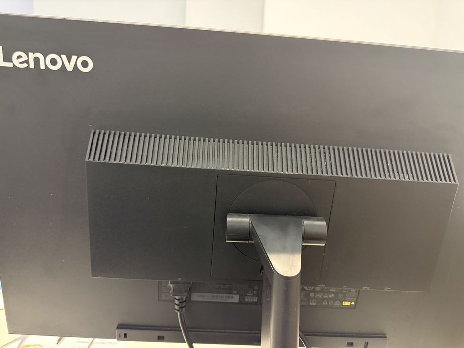 Vendo Monitor Lenovo 27