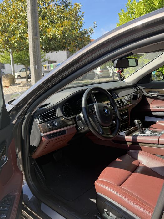 Bmw 750 Xdrive Ld.  Limosine