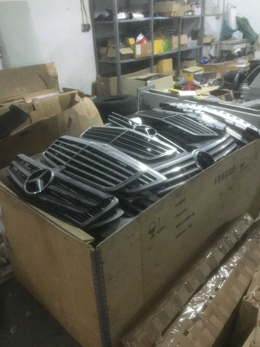 Vendo Lote Faros, Parachoques, Parrillas Audi, BMW, Ferrari, Porsche