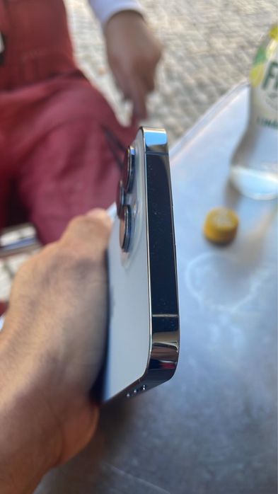 IPhone 13 Pro Max 256gb.    Pago a Diferença por 16/17 Pro ou Pro Max.
