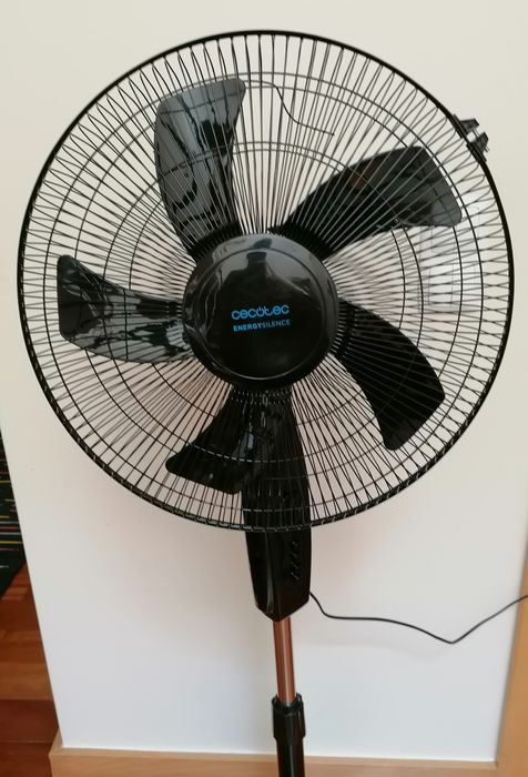 Ventoinha  de pé eléctrica  programável
