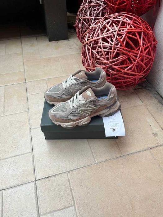 New Balance 9060 Mushroom R.44
