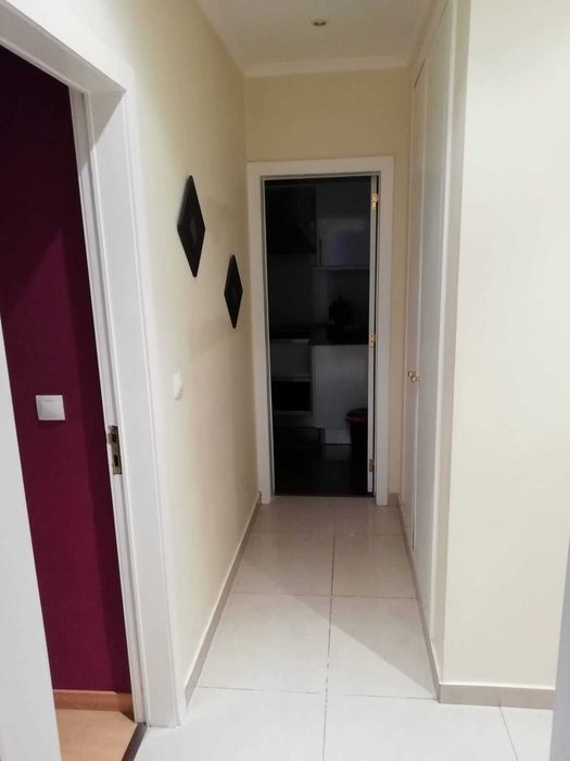 Alugo quarto Torre da Marinha