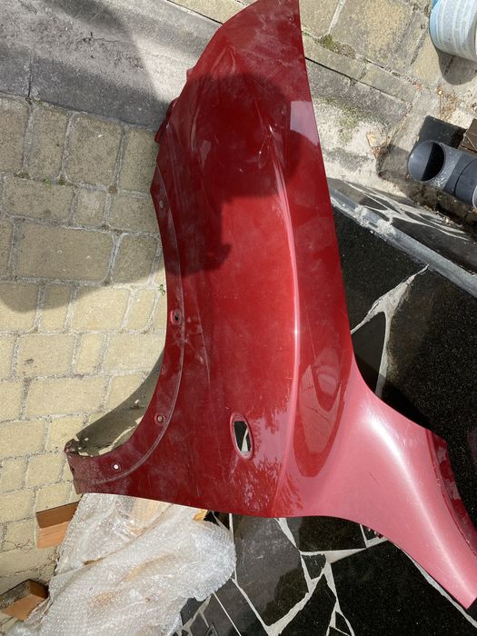 Крило на NISSAN Juke