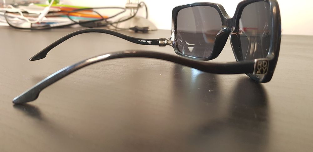 Óculos de Sol ROXY originais.