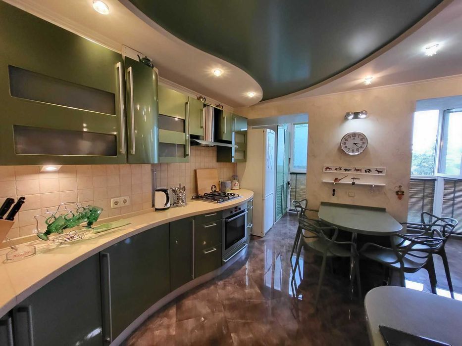 БЕЗ КОМИСИИ %, Киев, Голосеевский, ул. Паньковская, 19, оренда 3к