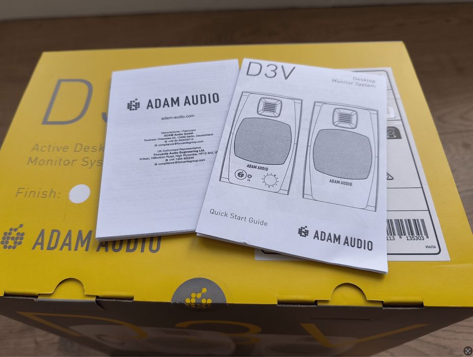 Adam Audio D3V altifalantes de estúdio