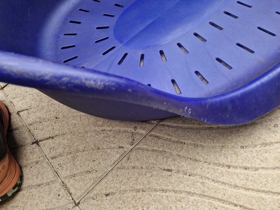 Cama de plástico rígido - cães XXL