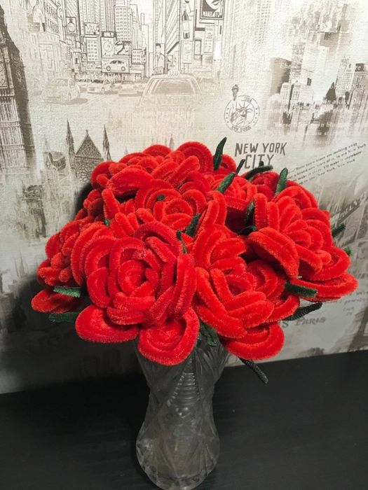 Продам букети  сделанные своими руками из синельной проволоки