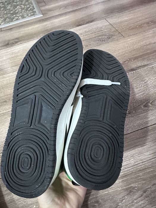 Кросівки для хлопчика на вузьку ногу