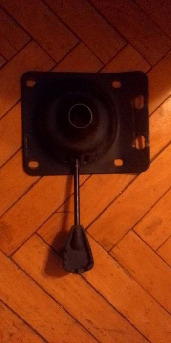 запчасти к офисным  стульям и креслам