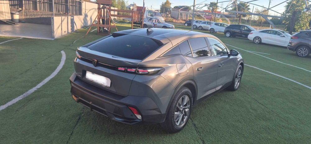 Peugeot 408 1.2 Mild Hybrid  145 CV – Allure