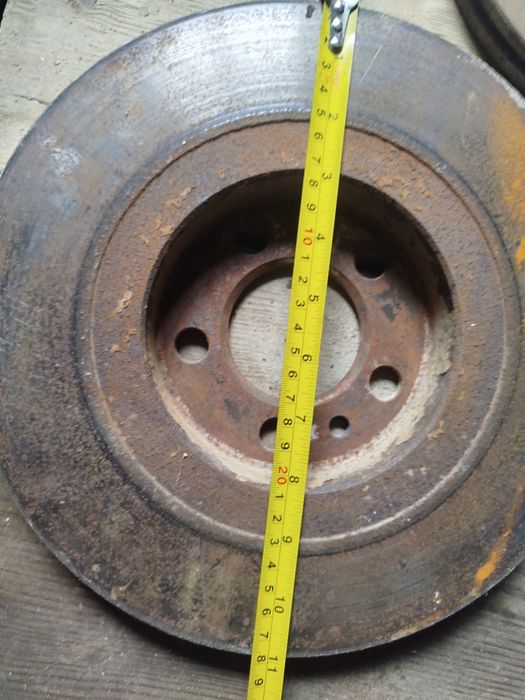 Тормозні диски та колодки шкода Октавія таур