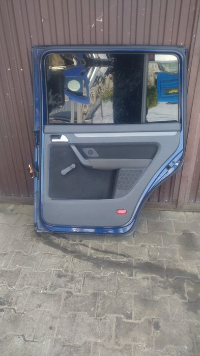 ) Touran 1 lift drzwi prawe tylne kompletne LD5Q