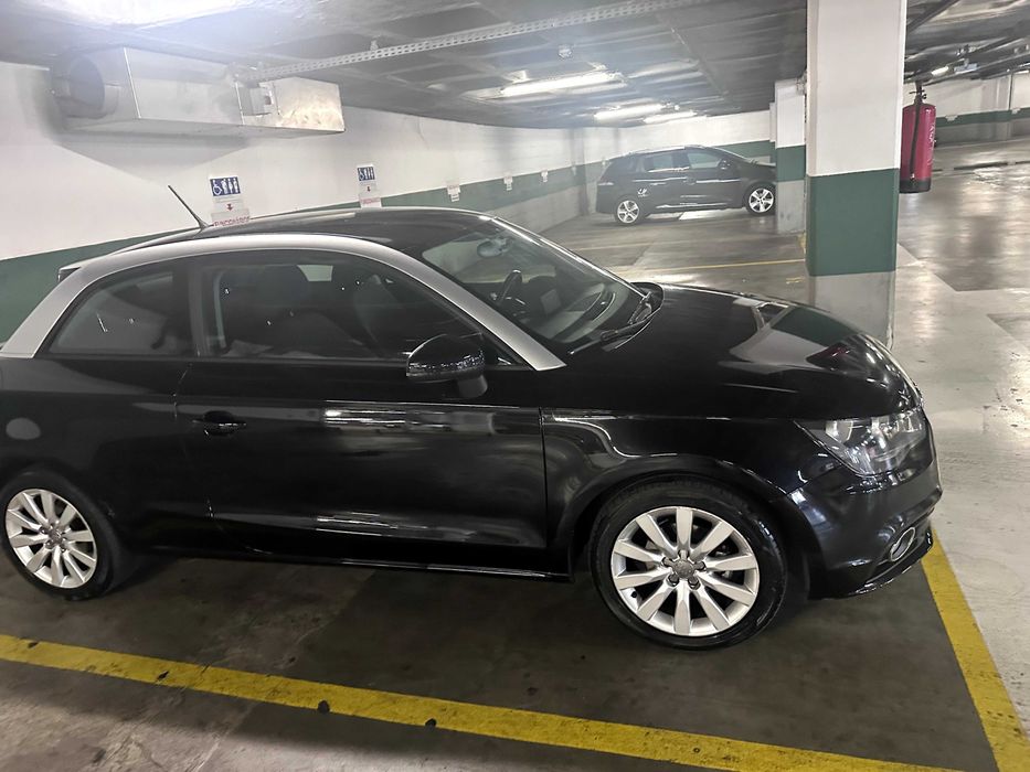 Audi A1 1.2 TFSI S-line - ótimo estado