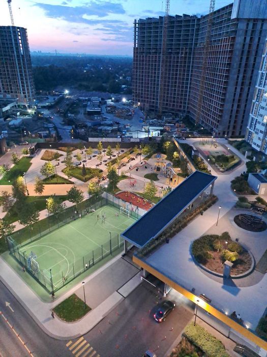 Продаж дворівневої квартири з терасою в ЖК «Русанівська Гавань»