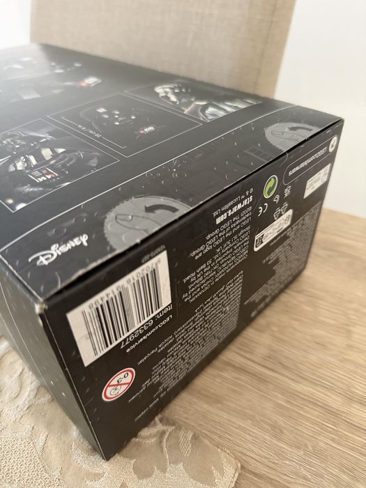 LEGO 75304 Capacete Darth Vader Selado