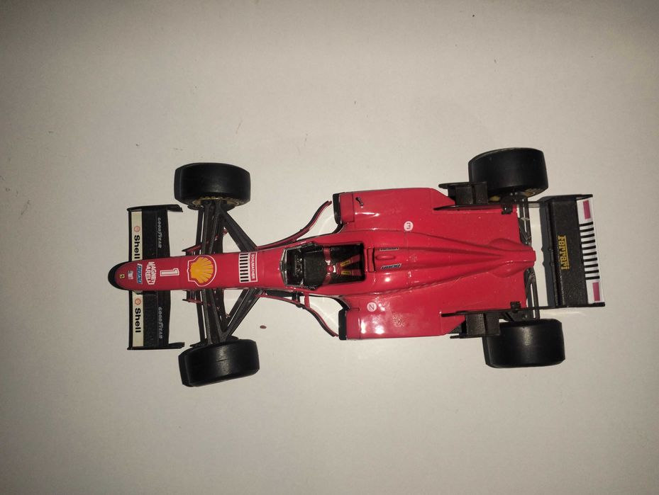 Ferrari F310 Michael Schumacher - 1/20 - Maisto
