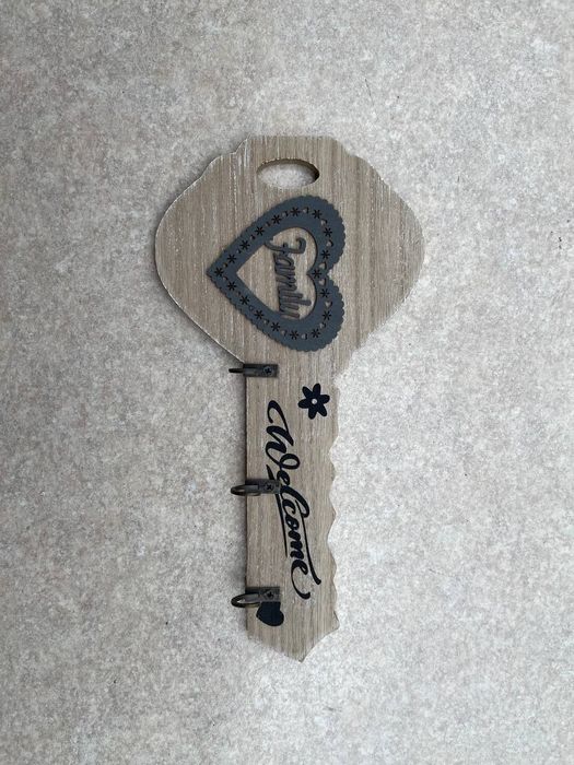 Ключниця для ключів дерев'яна.