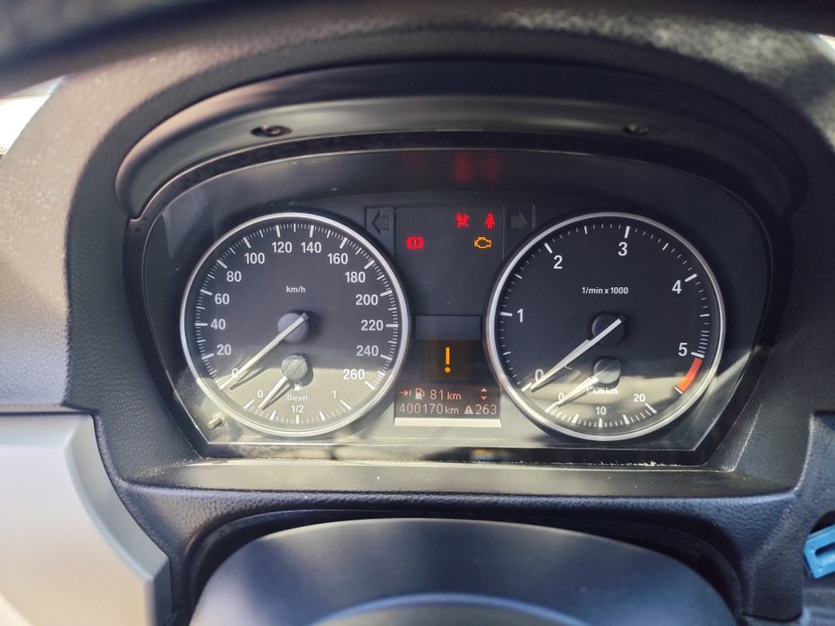 BMW 320 D A 2011