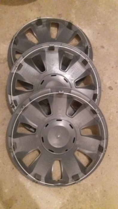 Srebrne nowe Kołpaki samochodowe 15 cali