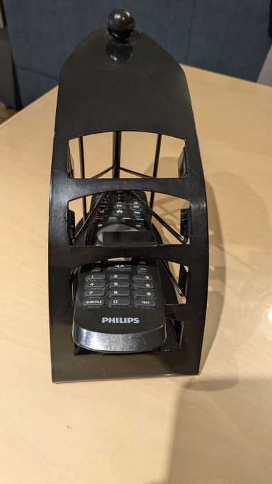 Stojak organizer na 4 piloty duży