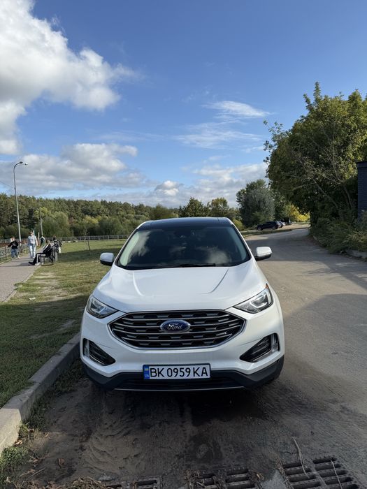Автомобіль Ford Edge 2020