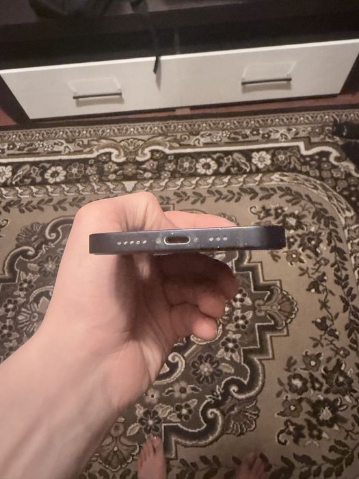Продам Apple iPhone 12 128GB