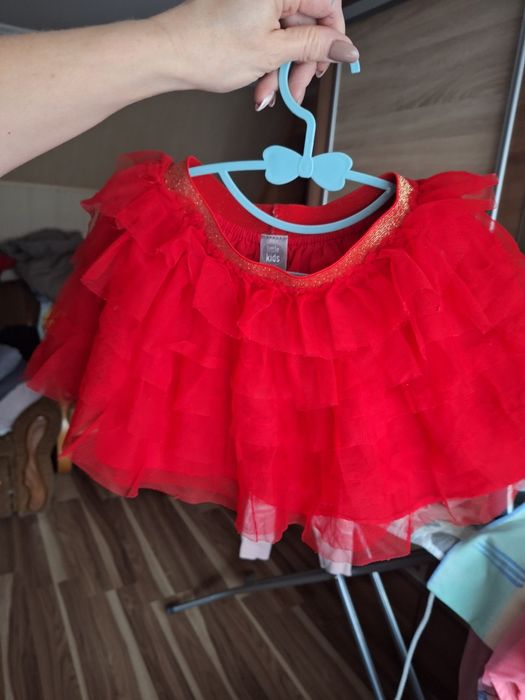 Czerwona spodniczka tiulowa 98 104