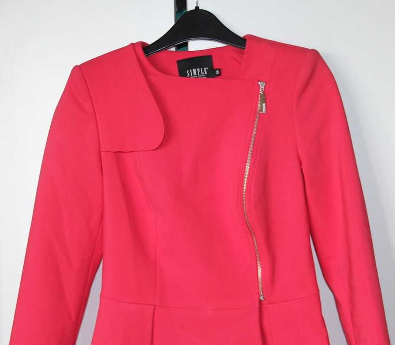 SIMPLE czerwona malinowa marynarka zakiet 34 xs 36 s baskina