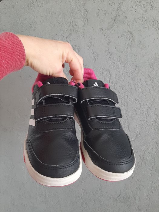 Buty Adidas Tensaur r. 30