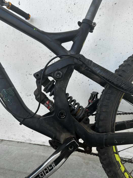 Vendo commencal supreme dh v3 URGENTE