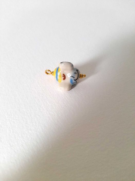 Pendente para Colar Anjo de Cerâmica e Aço Inoxidável Dourado