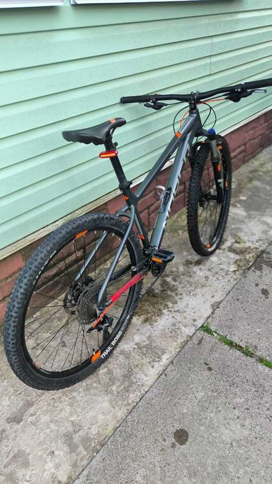 Кастомний найнер Norco Charger 9.2 Чудовий стан