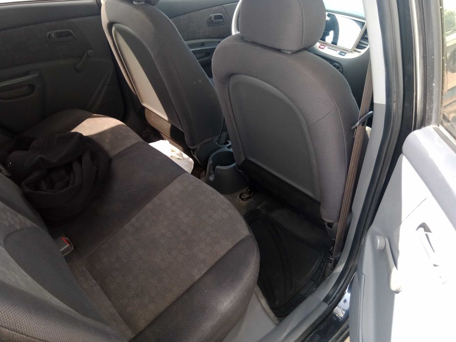 Продам Kia Rio 1,4 газ/бензин