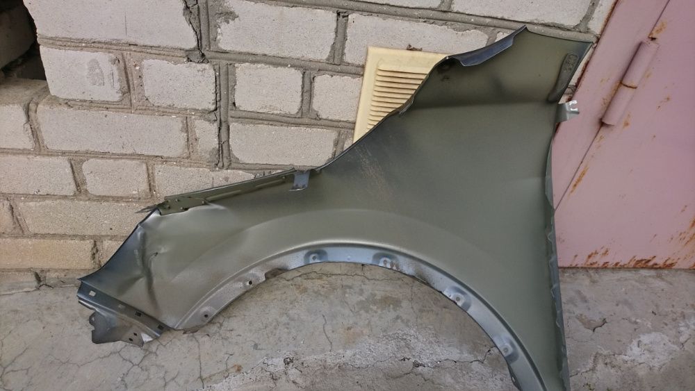 Продаю переднее крыло Nissan Qashkai