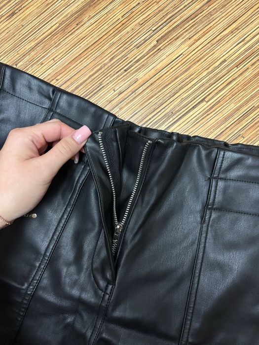 Шкіряні шорти на флісі