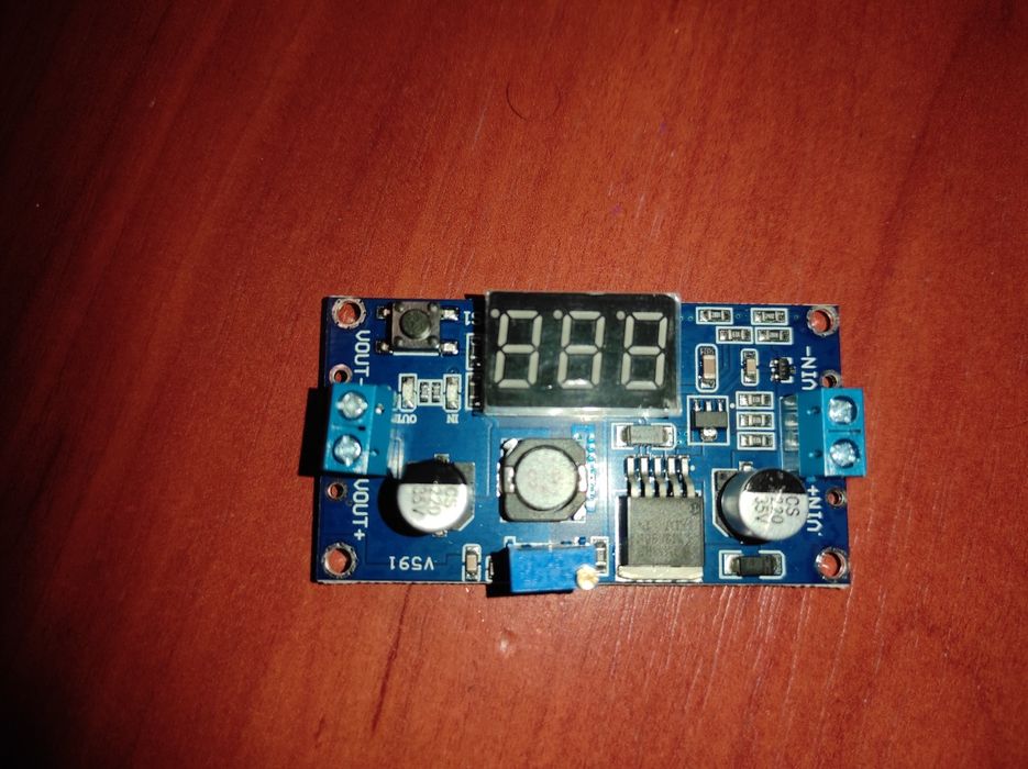 Понижуючий стабілізатор перетворювач напруги DC DC LM 2596S з дисплеєм