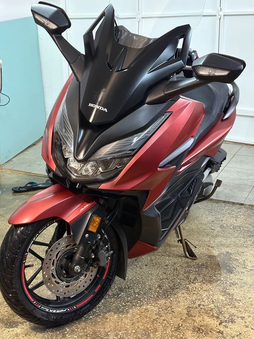 Honda forza 2022