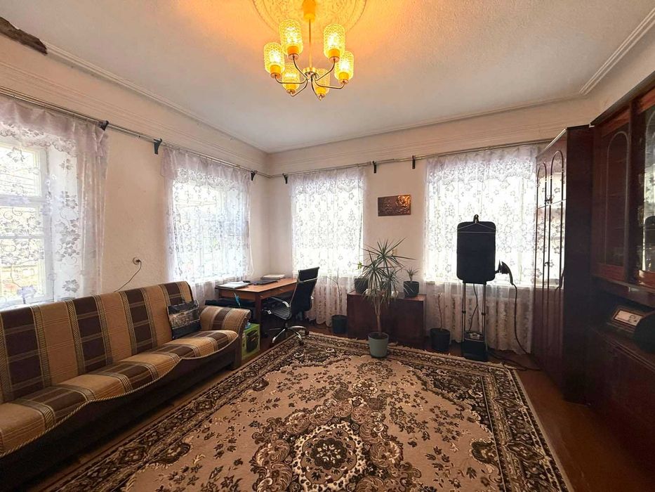 Продаж будинку у с. Крива Балка, 12 км від міста